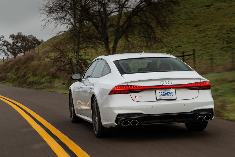  Audi S7 Sportback TFSI 2019 года  (NA) (фото 18 из 24)
